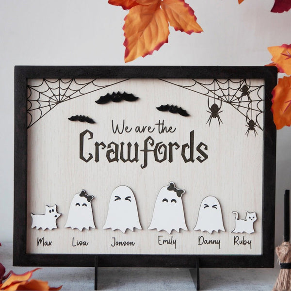 Personalized Halloween Wooden Sign Family Ghosts and Pets - Halloween Decorations